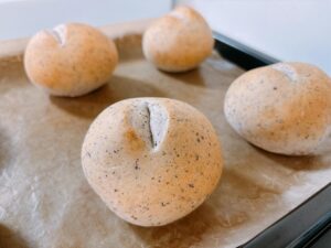 ゆかり入りまるパン