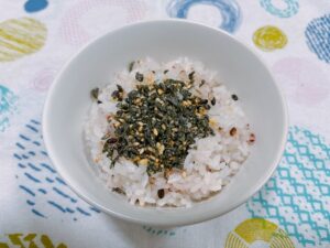 韓国風ごま油味わかめふりかけ