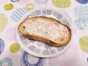 さけ大葉ふりかけクリームチーズディップのせトースト