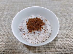 おかかふりかけ金胡麻入り