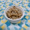 【ごま推しふりかけアレンジ】レンジで簡単！えのきだけのごまと梅風味のナムル | 作