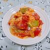 【簡単ふりかけアレンジ】エビチリ味ふりかけで簡単！トマトと卵の中華炒めレシピ | 